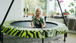 EXIT TOYS Exit Tiggy Junior Trampoline Met Beugel - Ø 140 Cm - Groen -Buiten koken Winkel 675 1200 exit 10 00 75 40 int 7