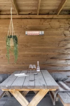 Eurom Golden 2000 Ultra RCD Terrasverwarmer -Buiten koken Winkel 900 600 8713415333893 golden 2000 ultra rcd sfeer 3