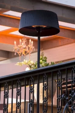 Sunred Heater Artix Standing 2100 Terrasverwarmer - Zwart -Buiten koken Winkel 900 600 artix sb basic lifestyle 04