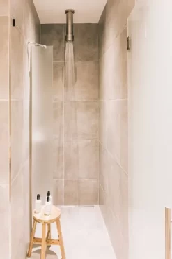 JEE-O Soho Buitendouchekop Plafondbevestiging - Raw RVS -Buiten koken Winkel jee o soho buitendouchekop plafondbevestiging raw rvs 1